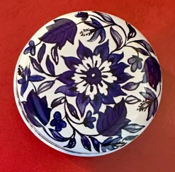 Elite Tins Flowers & Fruits-Blue & White Mini Round Tin