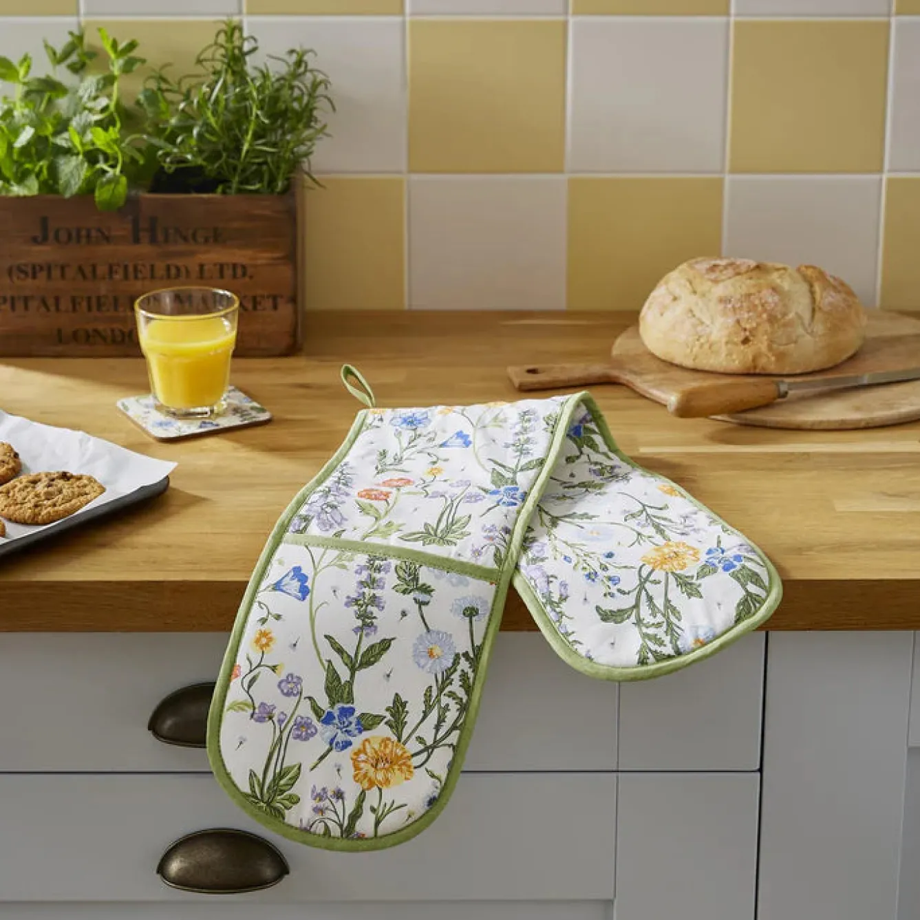 Ulster Weavers Oven Gloves/Mitts-Cottage Garden Double Oven Glove