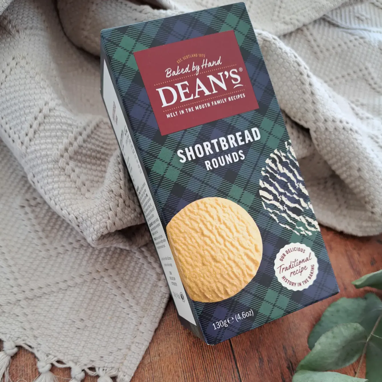 Dean's of Huntley Shortbread Biscuits-Dean's Traditional Shortbread Rounds 130g