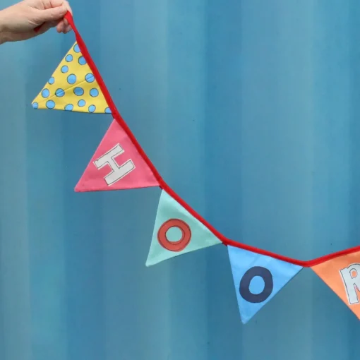 Poppy Treffry Storage|Crafts-Hooray Bunting Sewing Project