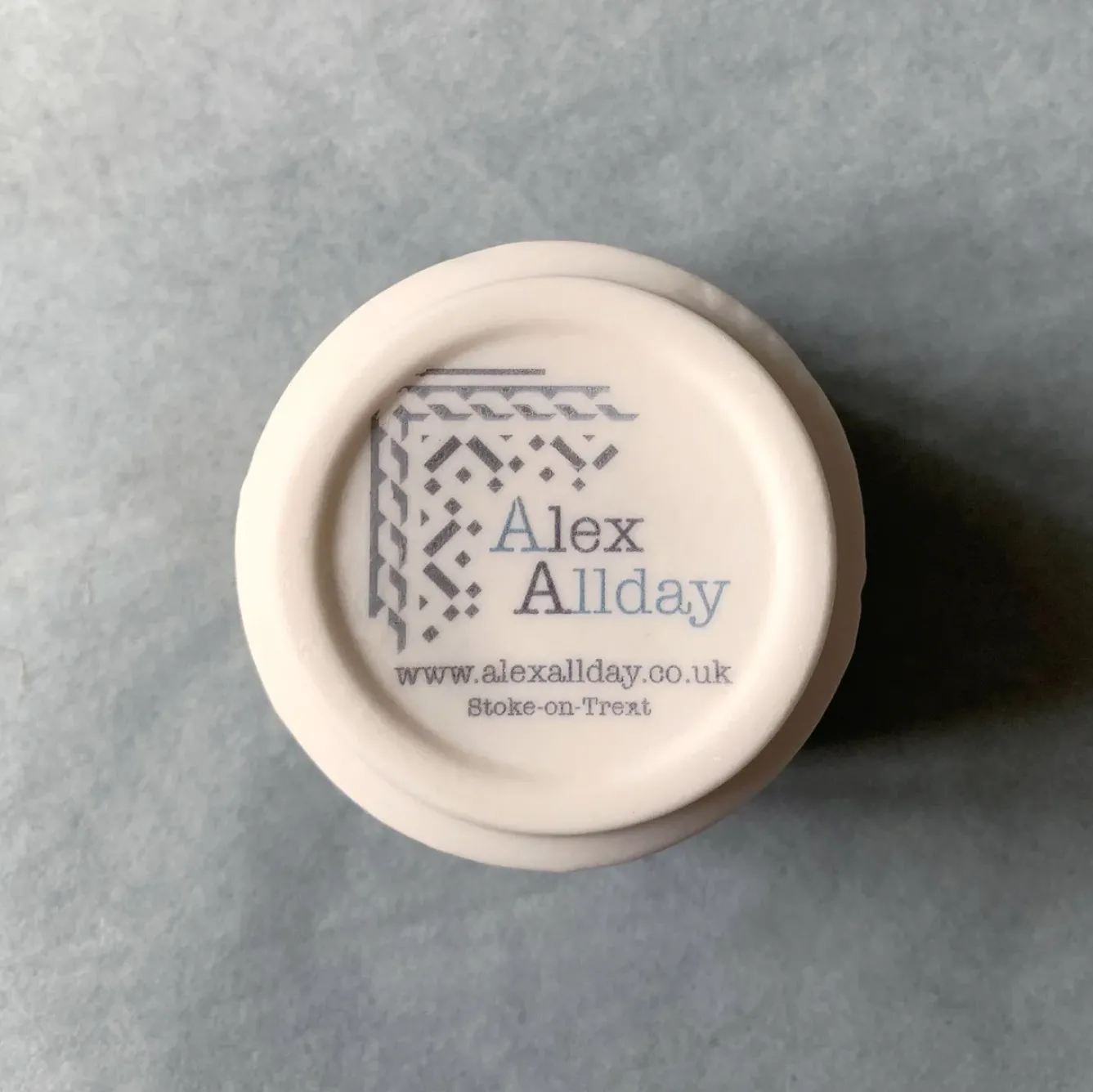 Alex Allday Tea|Home Fragrance-Jasmine Ceramic Small Footed Tea Light Holder
