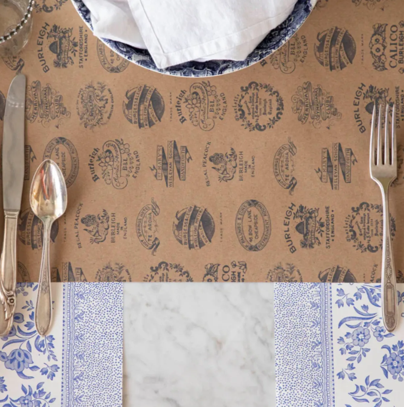 Burleigh Placemats-Kraft Heritage Paper Table Runner