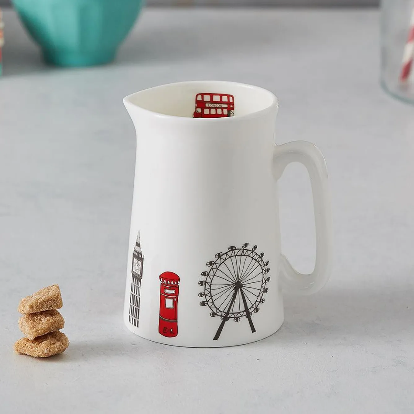 Victoria Eggs Jugs-London Skyline Half Pint Jug