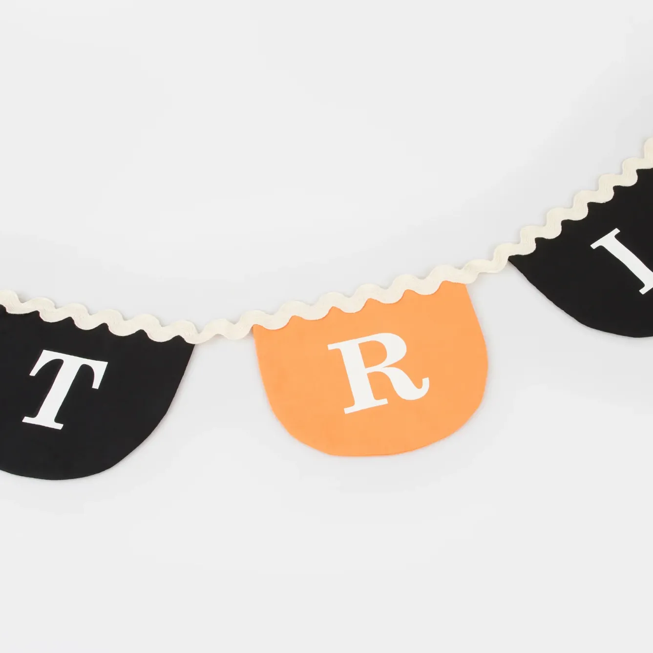 Meri Meri Halloween-Trick or Treat Fabric Garland